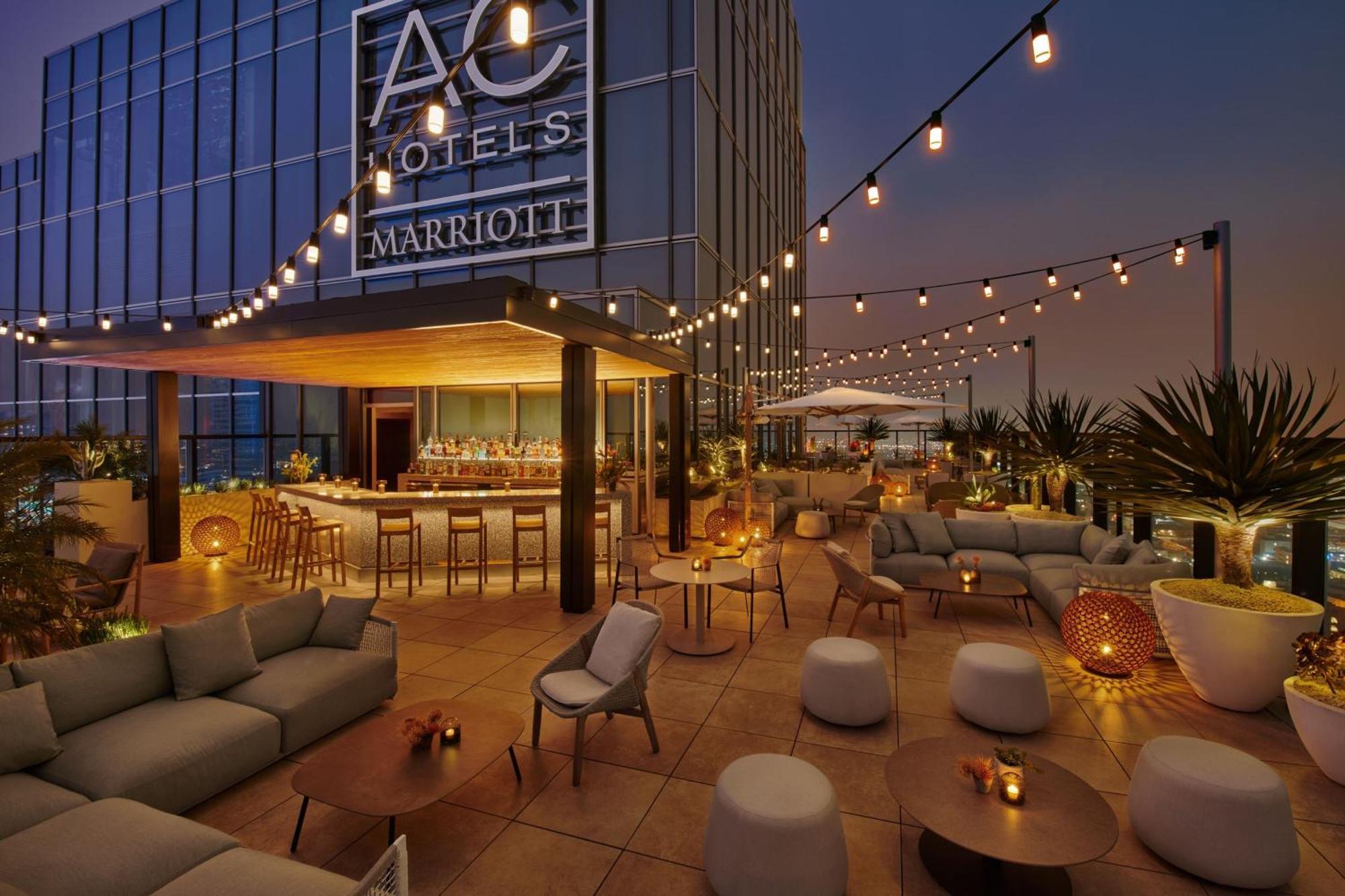 Moxy Downtown Los Angeles Exterior photo